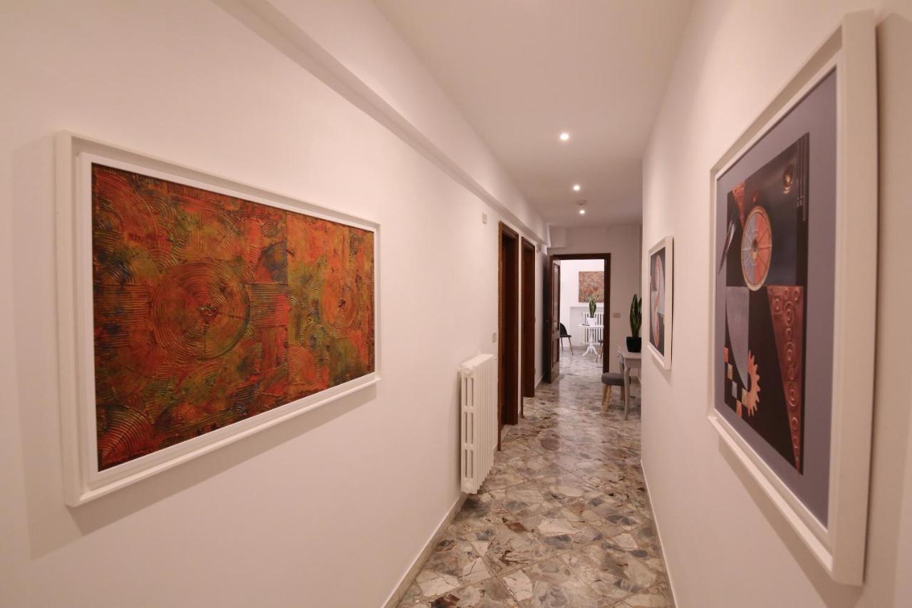 Cavour & Savoia Hotel Bari Exterior foto